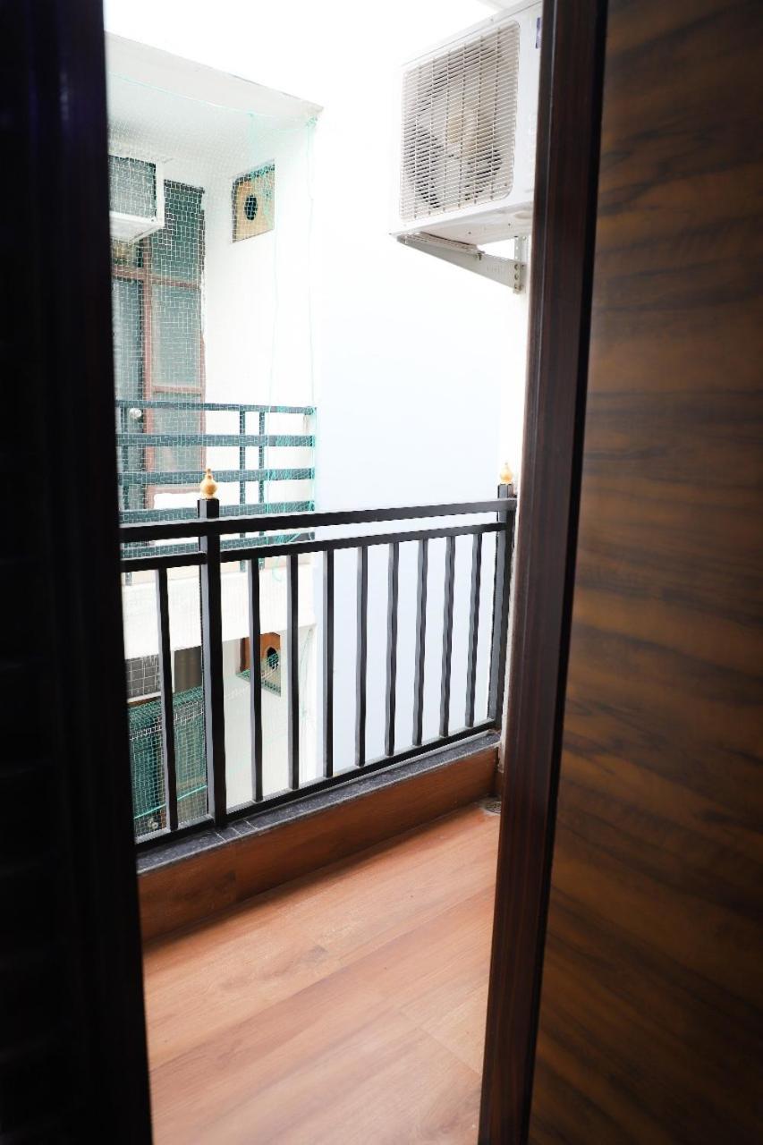 Surya International Bed & Breakfast New Delhi Exterior photo
